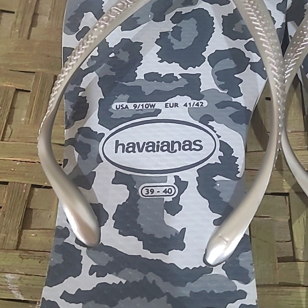 Havaianas Thongs Flip Flops Sandals - Picture 2 of 3